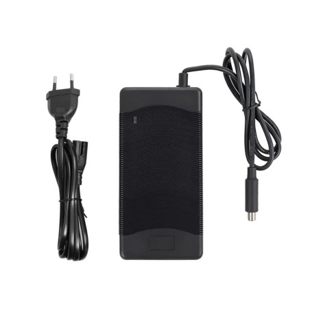 Cargador para cargar la batería del patinete Xiaomi 5  - 1  