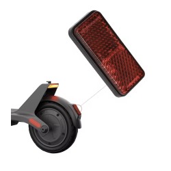 Takaheijastin takalokasuojaan Xiaomi 4 Lite 2nd Gen -sähköpotkulautaan  - 1 Yhteensopivuus: heijastin takalokasuojaan Xiaomi 4 L