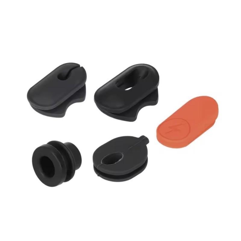 Vodonepronicaemye silikonovye zaglushki dlya Xiaomi Electric Scooter Elite  - 1 
Sovmestimy s Xiaomi Electric Scooter Elite: toc