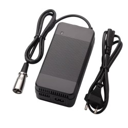 Chargeur 54,6v 4A pour vélo électrique ou scooter électrique - puissance 219W  - 3 Chargeur 54,6v 4A pour vélo électrique ou sco