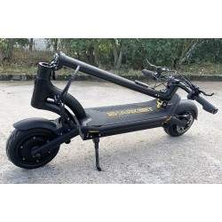 Sharkset RS1 - dva dvyhuny po 1400 Vt - batareya 20 hod - zapas khodu vid 50 do 70 km Sharkset - 1 Sharkset RS1 - dva dvyhuny po