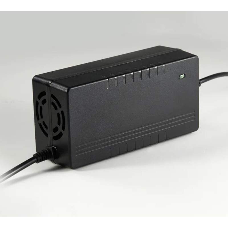 Greitasis elektrinio paspirtuko Navee S65 arba Navee S65C įkroviklis – sutrumpinkite įkrovimo laiką. KROXNE - 1 Greitasis elektr