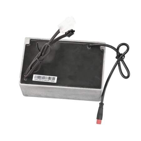 Originalni interni punjač baterija za Segway Ninebot serije P65 ili serije P100S Segway - Ninebot - 3 Originalni interni punjač 