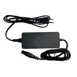Lader til Xiaomi Electric Scooter 4 Pro Plus scooter Xiaomi - 2 Lader til Xiaomi Electric Scooter 4 Pro Plus scooter
Lader for X